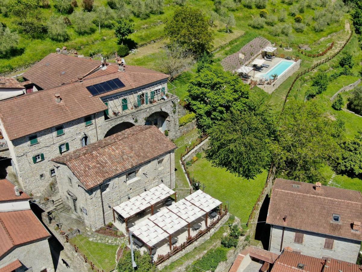 Agriturismo Casa Turchetti Comano  Exterior foto